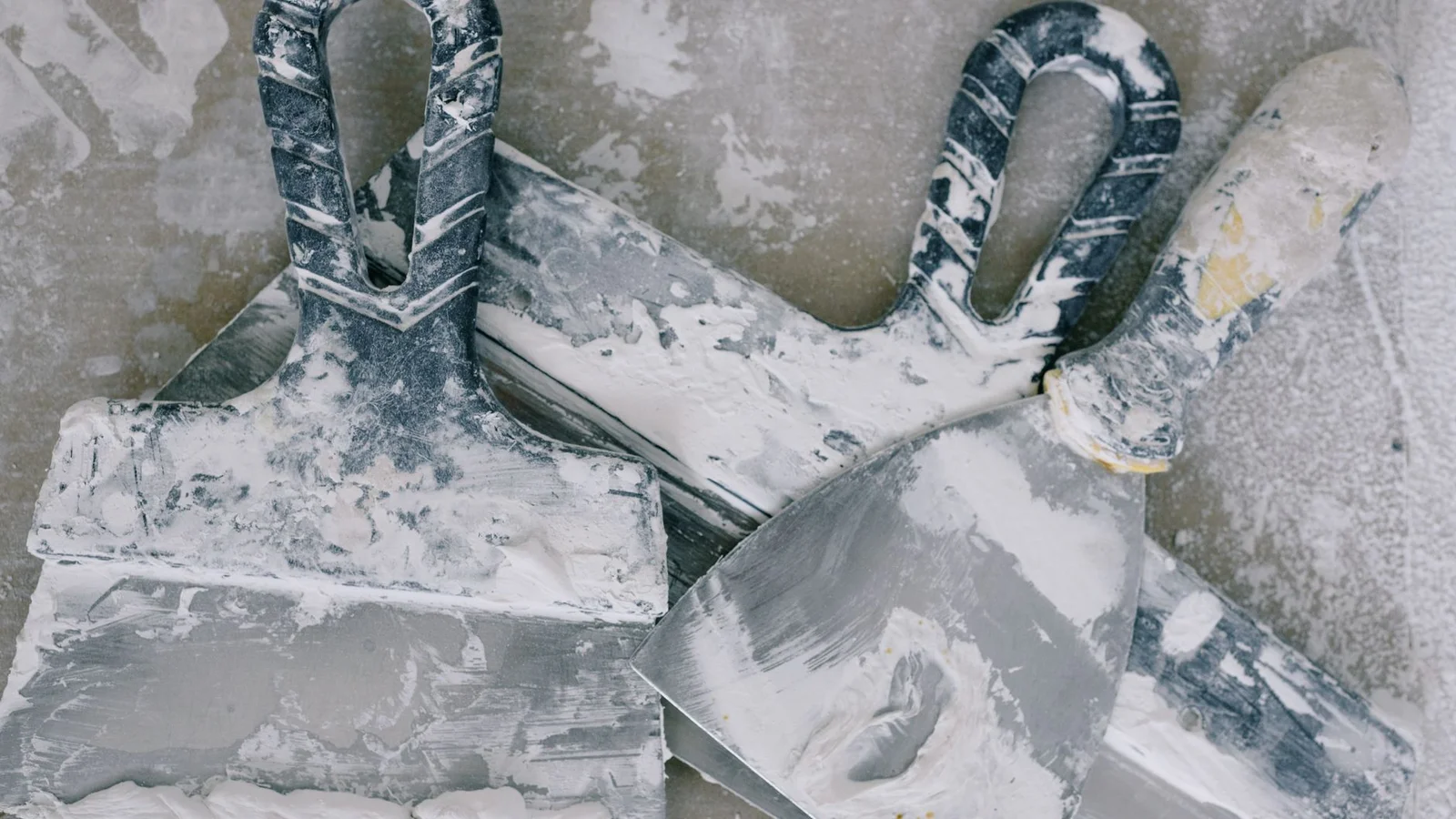 Rental Wall Repair Checklist: Everything to Fix Before Move-Out