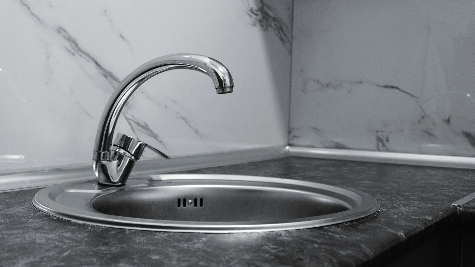 How to Remove and Clean a Clogged Aerator From Your Faucet